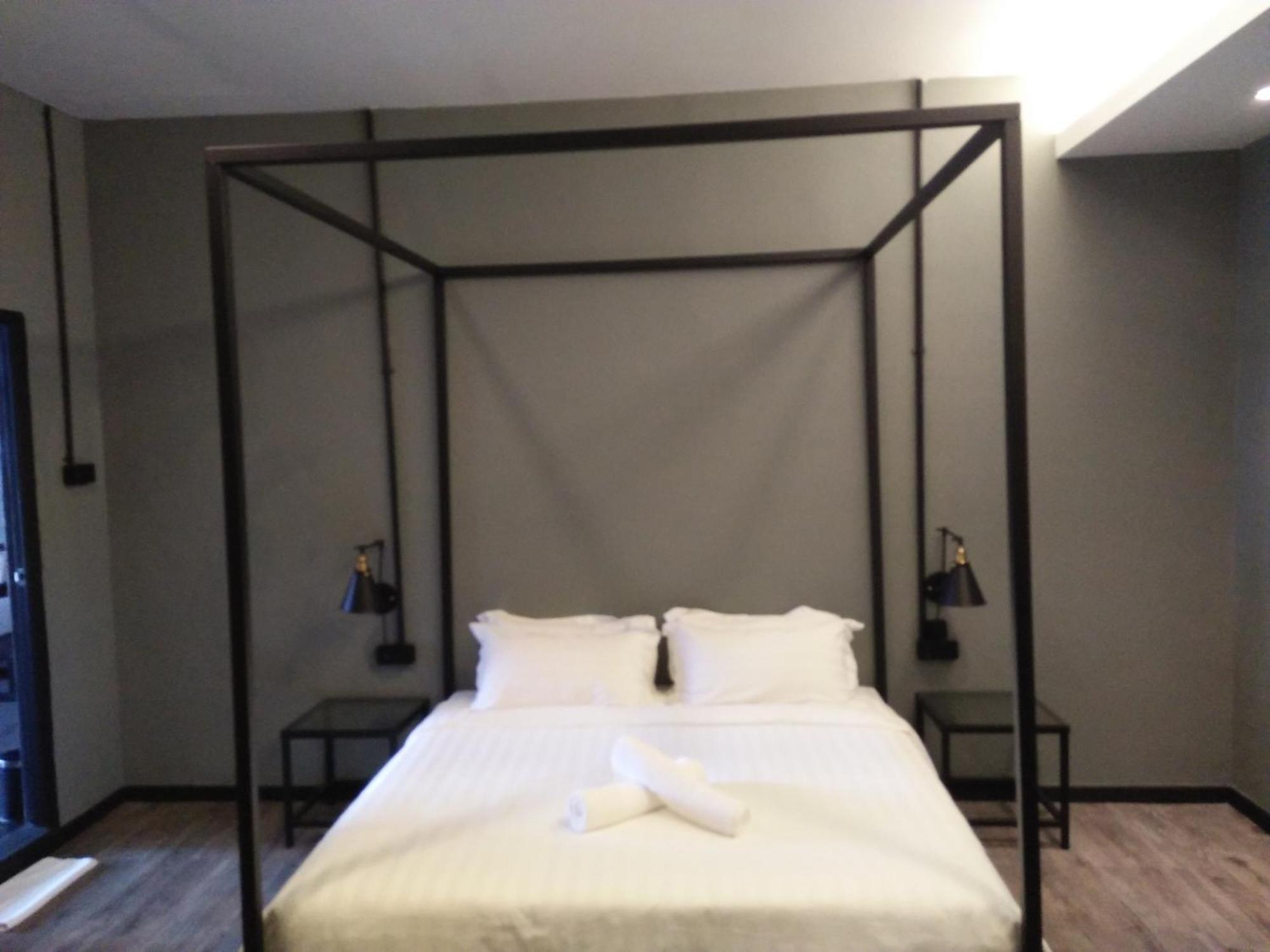 68 Boutique Hotel Sitiawan Exteriör bild