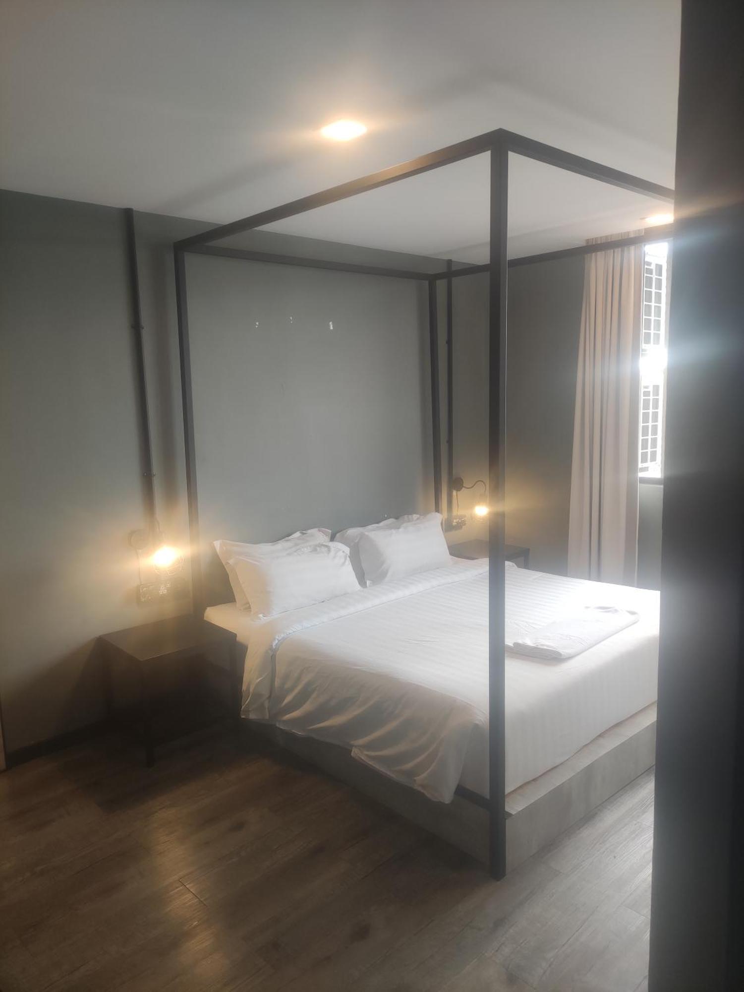 68 Boutique Hotel Sitiawan Exteriör bild